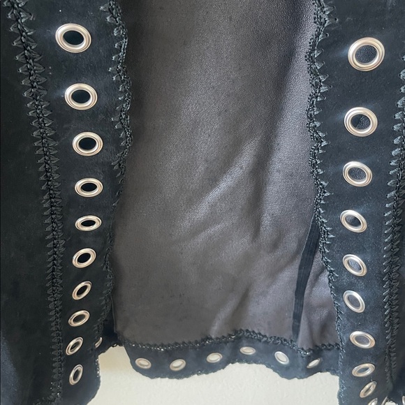 Cache Black Suede Women's Jacket with Eyelet Detailing - Picture 4 of 13